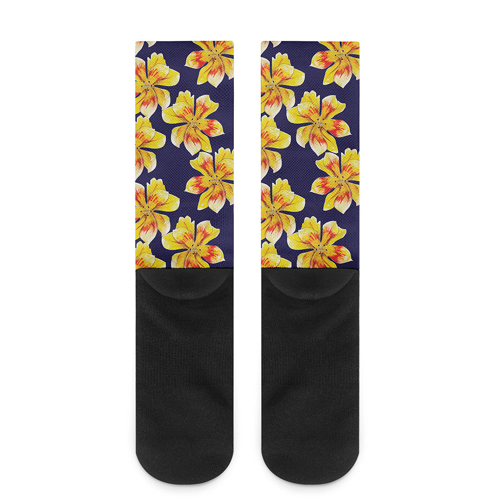 Yellow Watercolor Lily Pattern Print Crew Socks