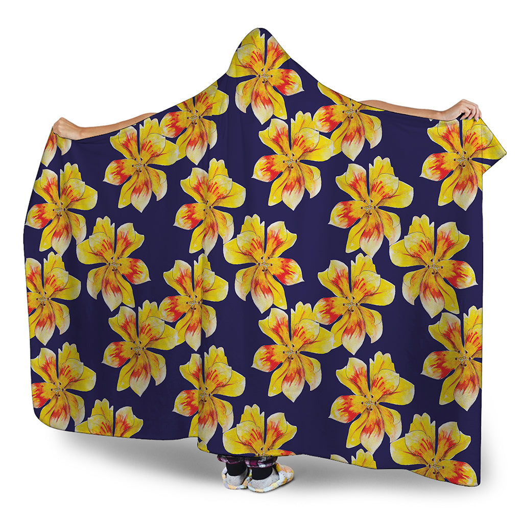 Yellow Watercolor Lily Pattern Print Hooded Blanket