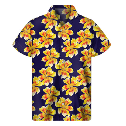 Yellow Watercolor Lily Pattern Print Men's Short Sleeve Shirt