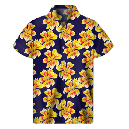 Yellow Watercolor Lily Pattern Print Men's Short Sleeve Shirt