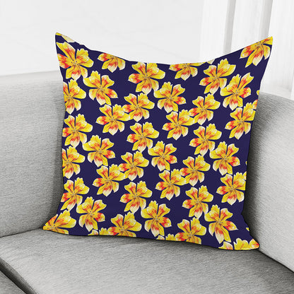 Yellow Watercolor Lily Pattern Print Pillow Cover