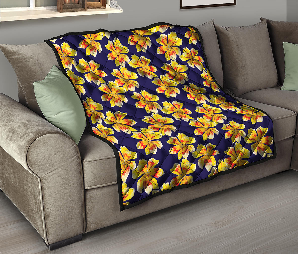 Yellow Watercolor Lily Pattern Print Quilt