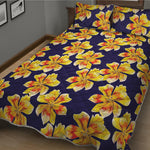 Yellow Watercolor Lily Pattern Print Quilt Bed Set