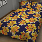 Yellow Watercolor Lily Pattern Print Quilt Bed Set