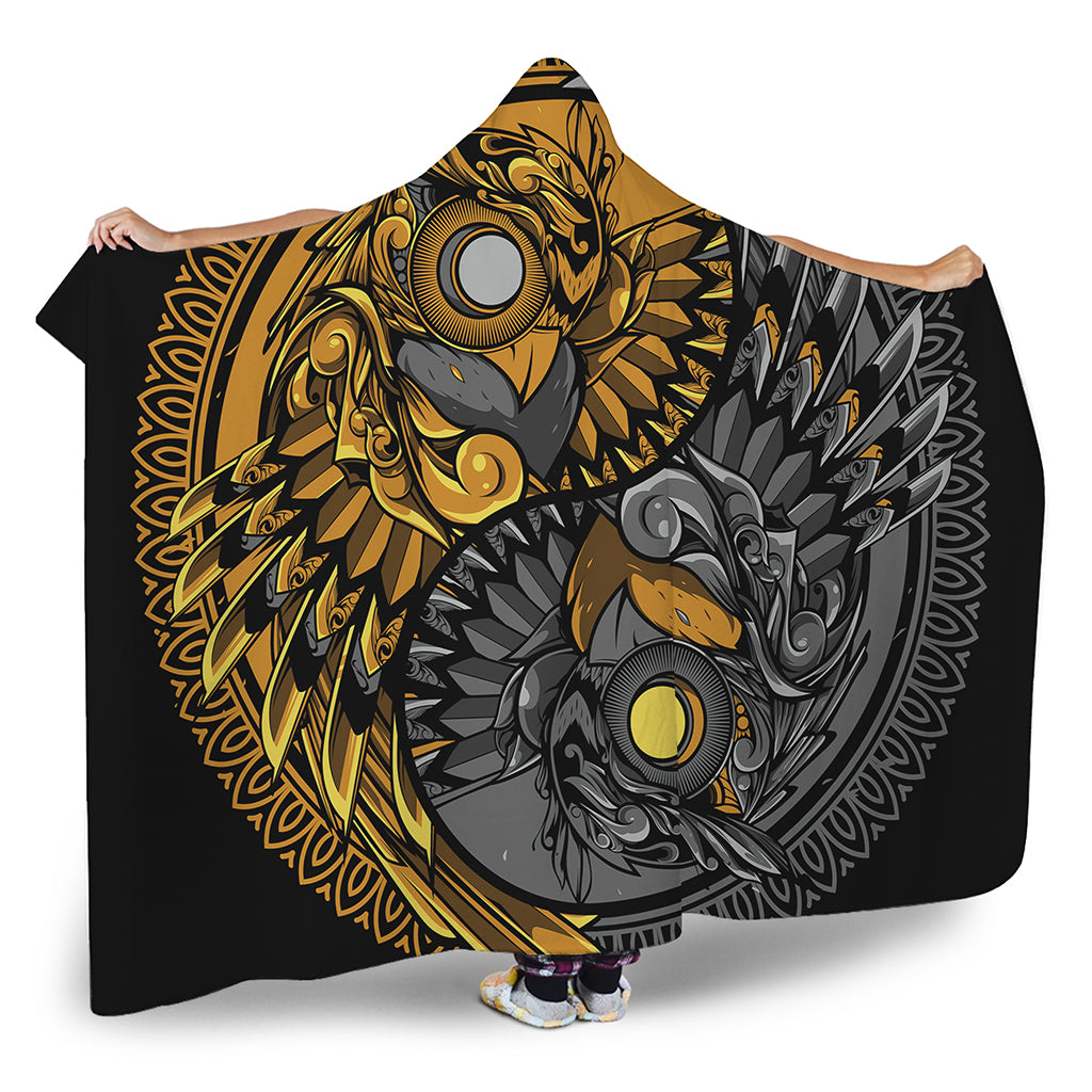 Yin Yang Owl Print Hooded Blanket