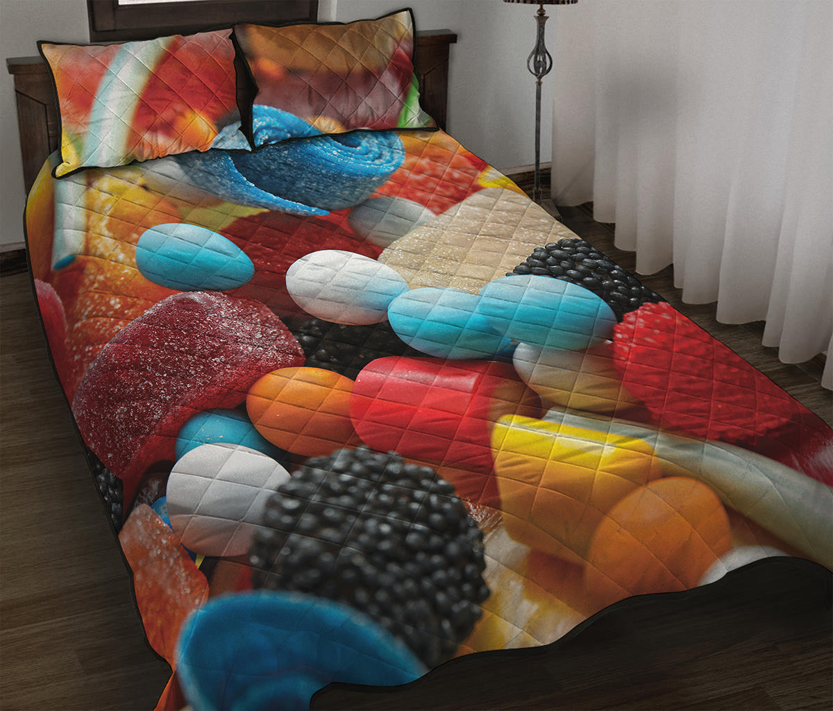 Yummy Gummy Print Quilt Bed Set
