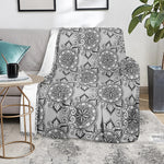 Zentangle Floral Pattern Print Blanket