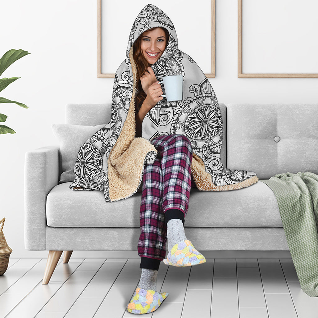 Zentangle Floral Pattern Print Hooded Blanket