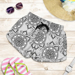 Zentangle Floral Pattern Print Women's Shorts