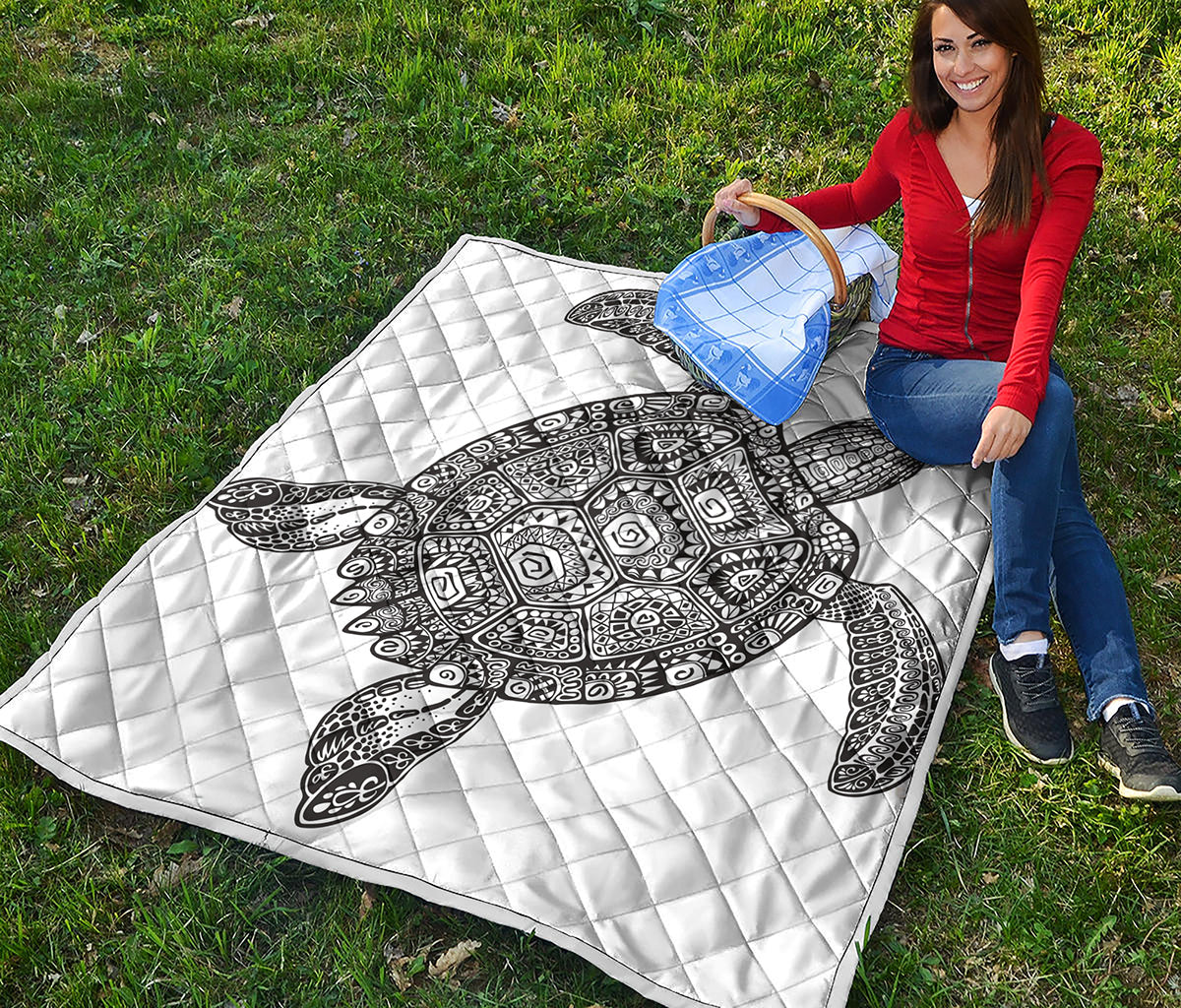 Zentangle Sea Turtle Print Quilt