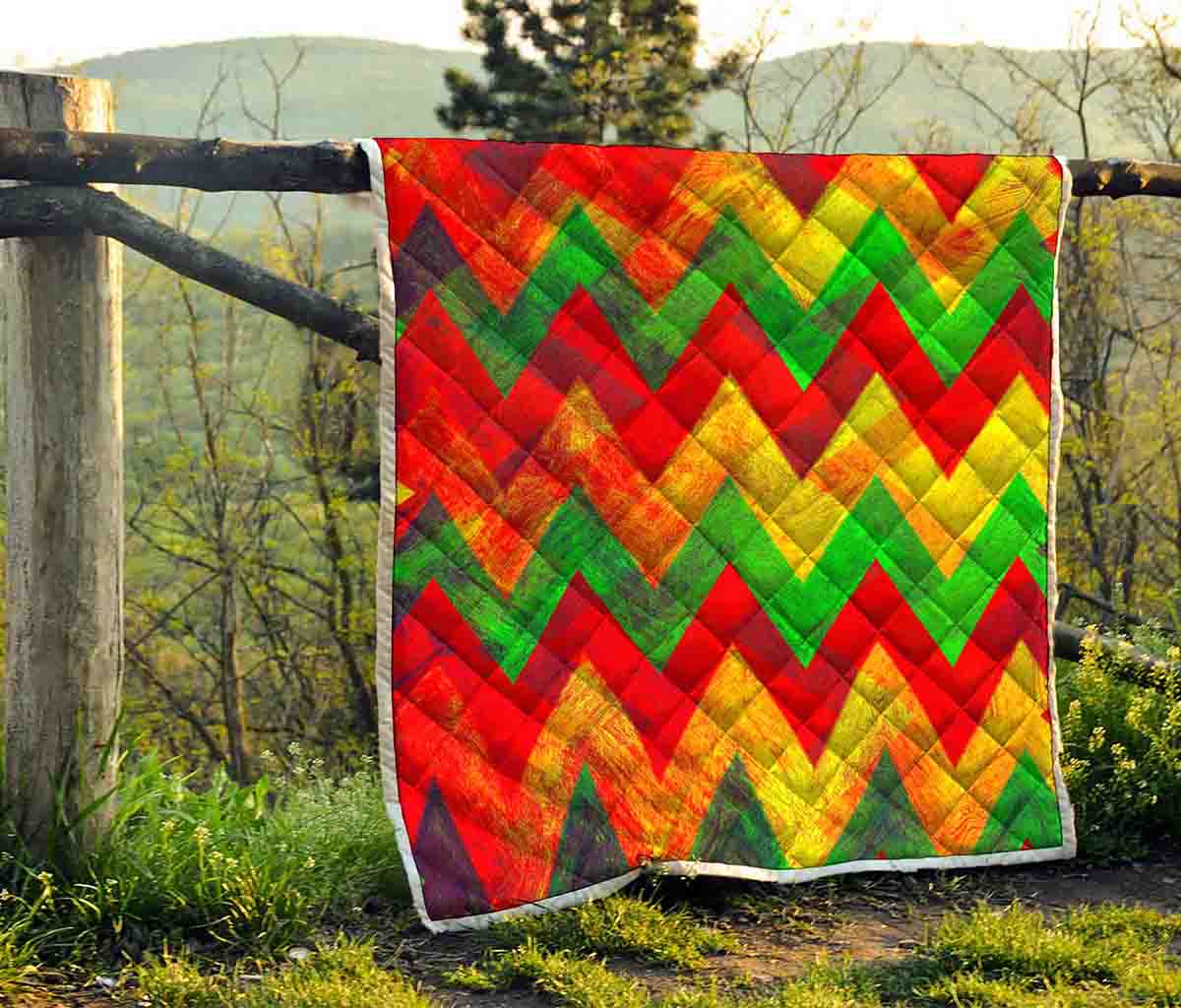 Zig Zag Reggae Pattern Print Quilt