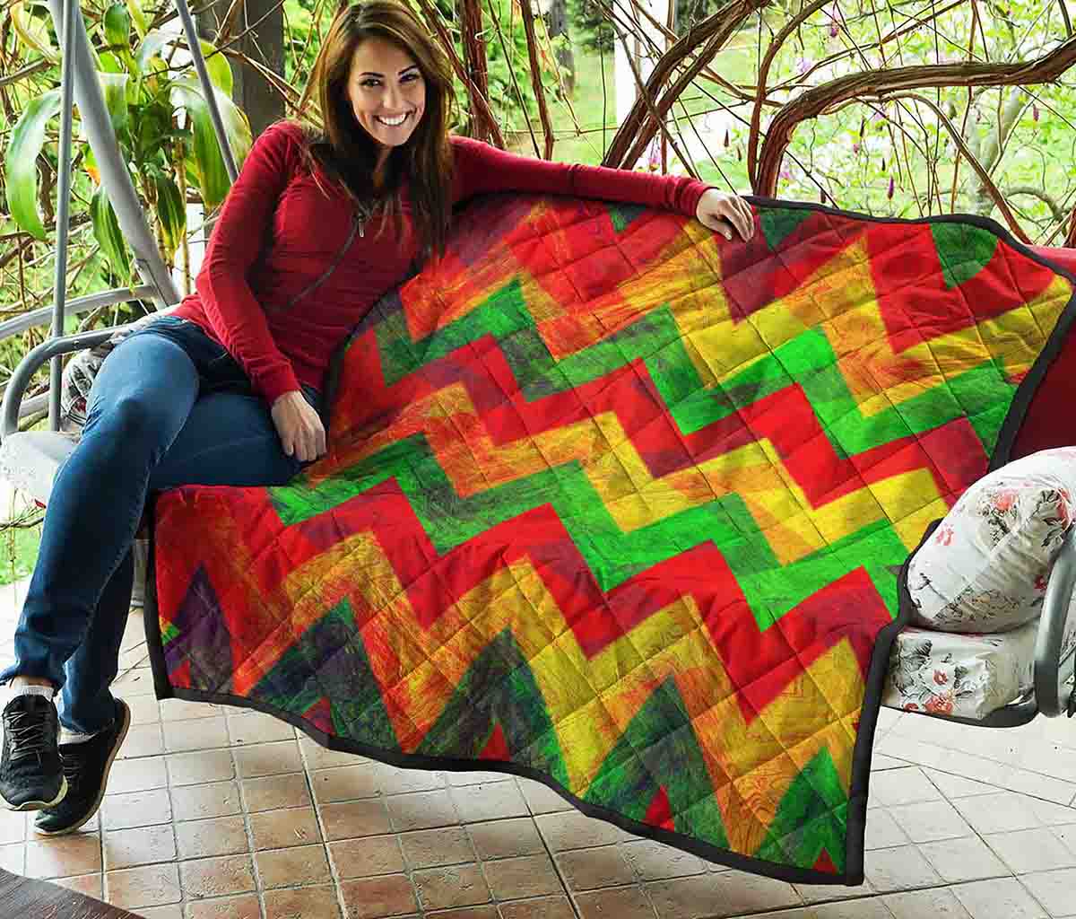 Zig Zag Reggae Pattern Print Quilt