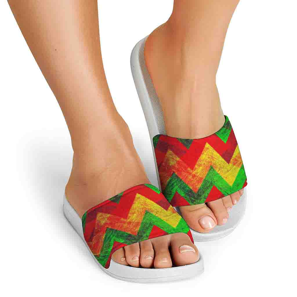 Zig Zag Reggae Pattern Print White Slide Sandals