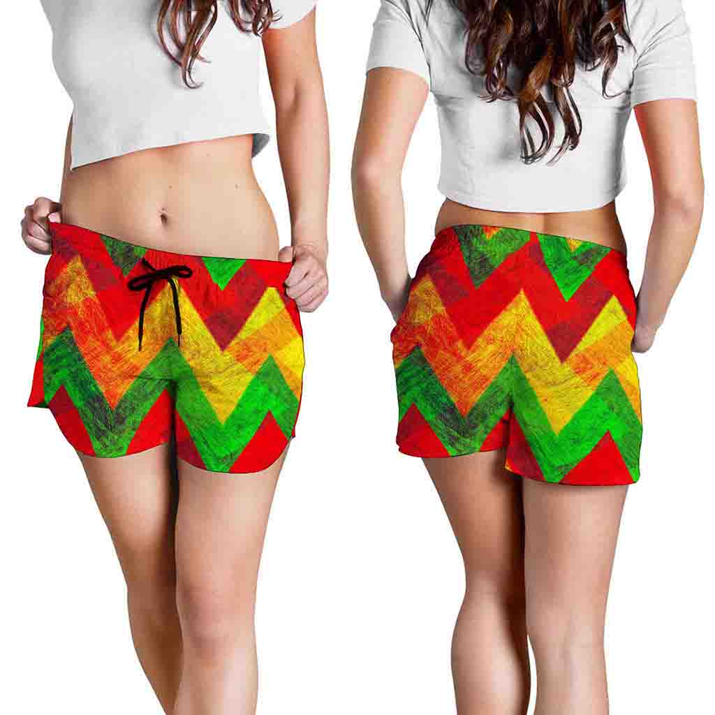 Zig Zag Reggae Pattern Print Women's Shorts