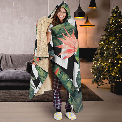 Zig Zag Tropical Pattern Print Hooded Blanket