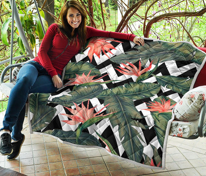 Zig Zag Tropical Pattern Print Quilt
