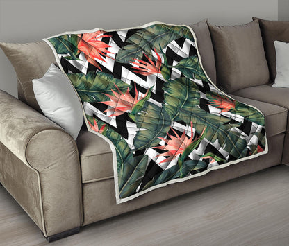 Zig Zag Tropical Pattern Print Quilt