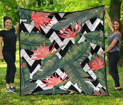 Zig Zag Tropical Pattern Print Quilt