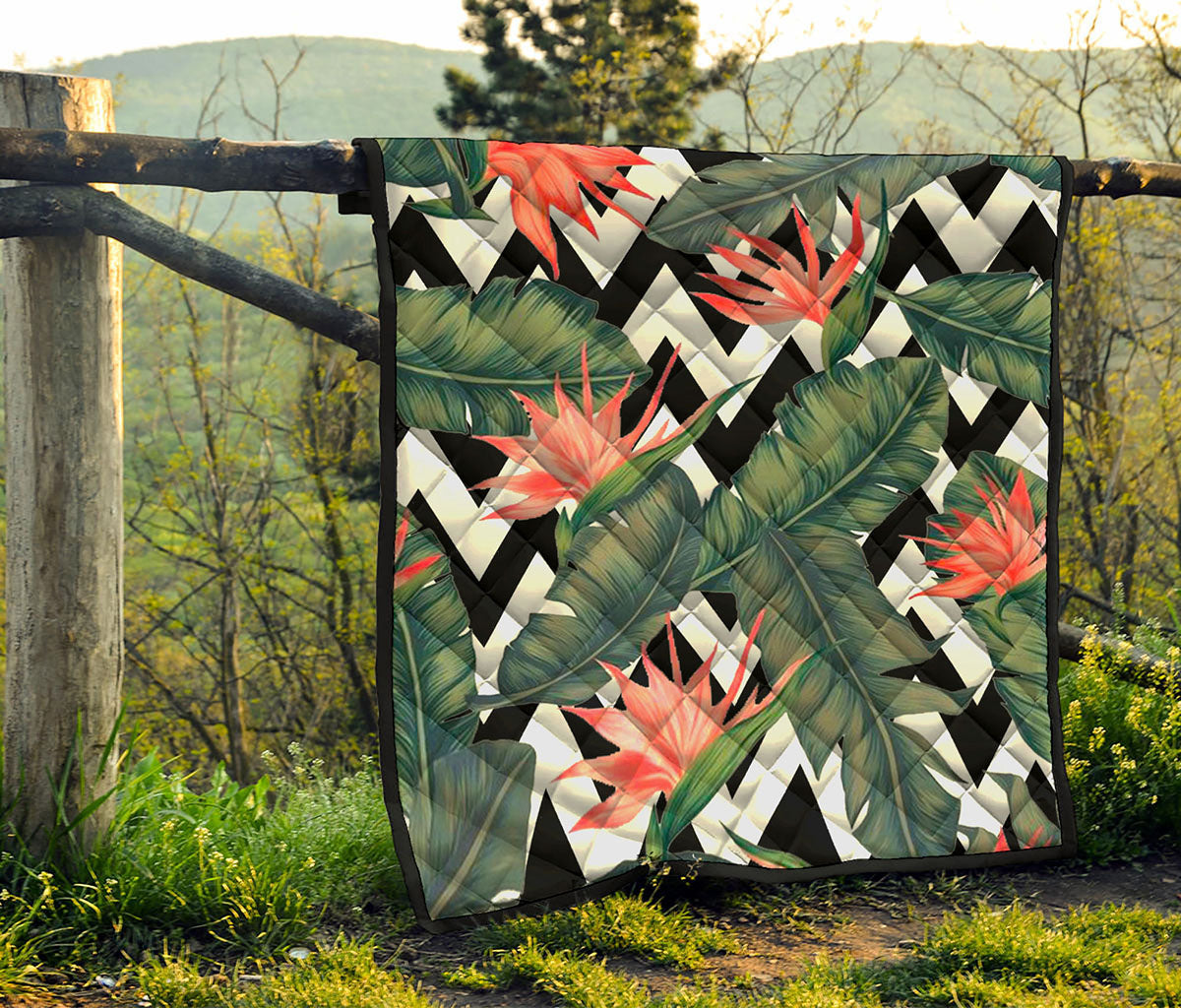 Zig Zag Tropical Pattern Print Quilt