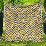 Zigzag Banana Pattern Print Quilt