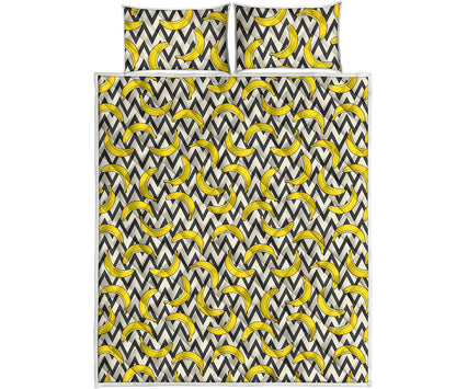 Zigzag Banana Pattern Print Quilt Bed Set