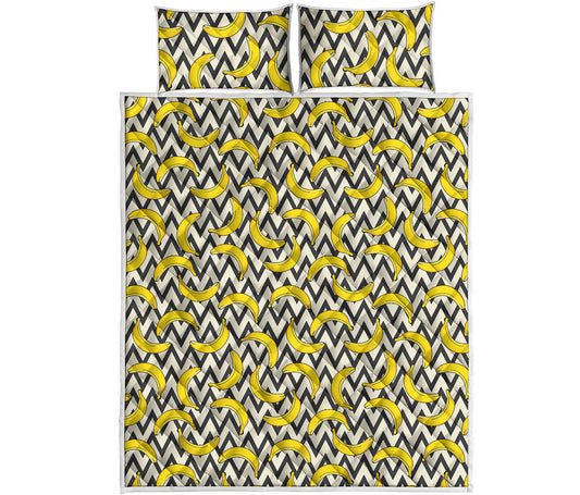 Zigzag Banana Pattern Print Quilt Bed Set