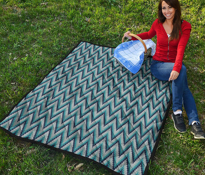 Zigzag Knitted Pattern Print Quilt