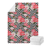 Zigzag Peony And Rose Pattern Print Blanket