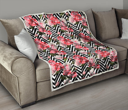 Zigzag Peony And Rose Pattern Print Quilt
