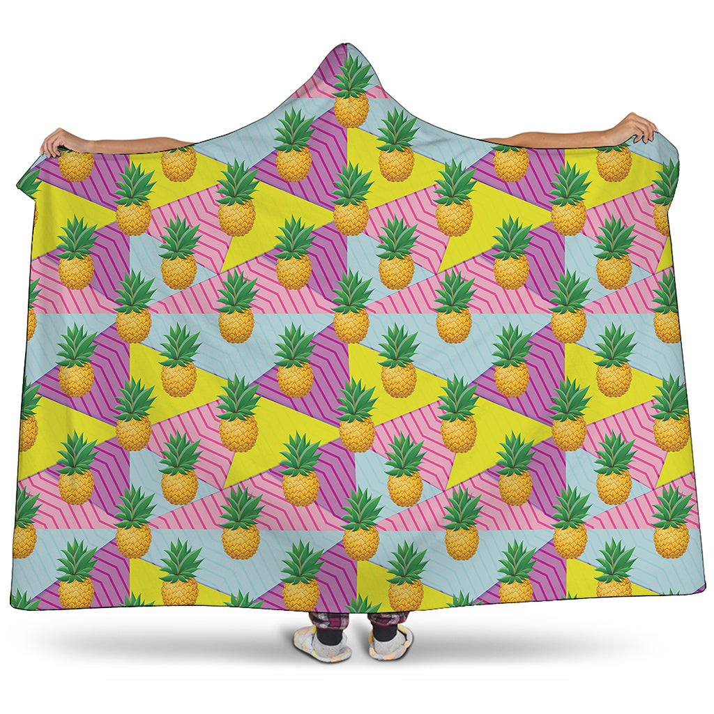 Zigzag Pineapple Pattern Print Hooded Blanket