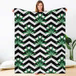 Zigzag Weed Pattern Print Blanket