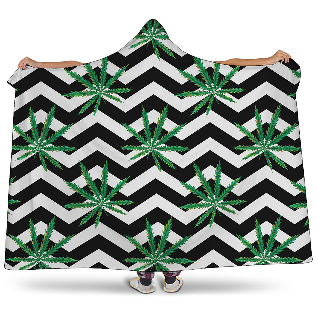 Zigzag Weed Pattern Print Hooded Blanket