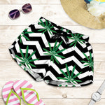 Zigzag Weed Pattern Print Women's Shorts