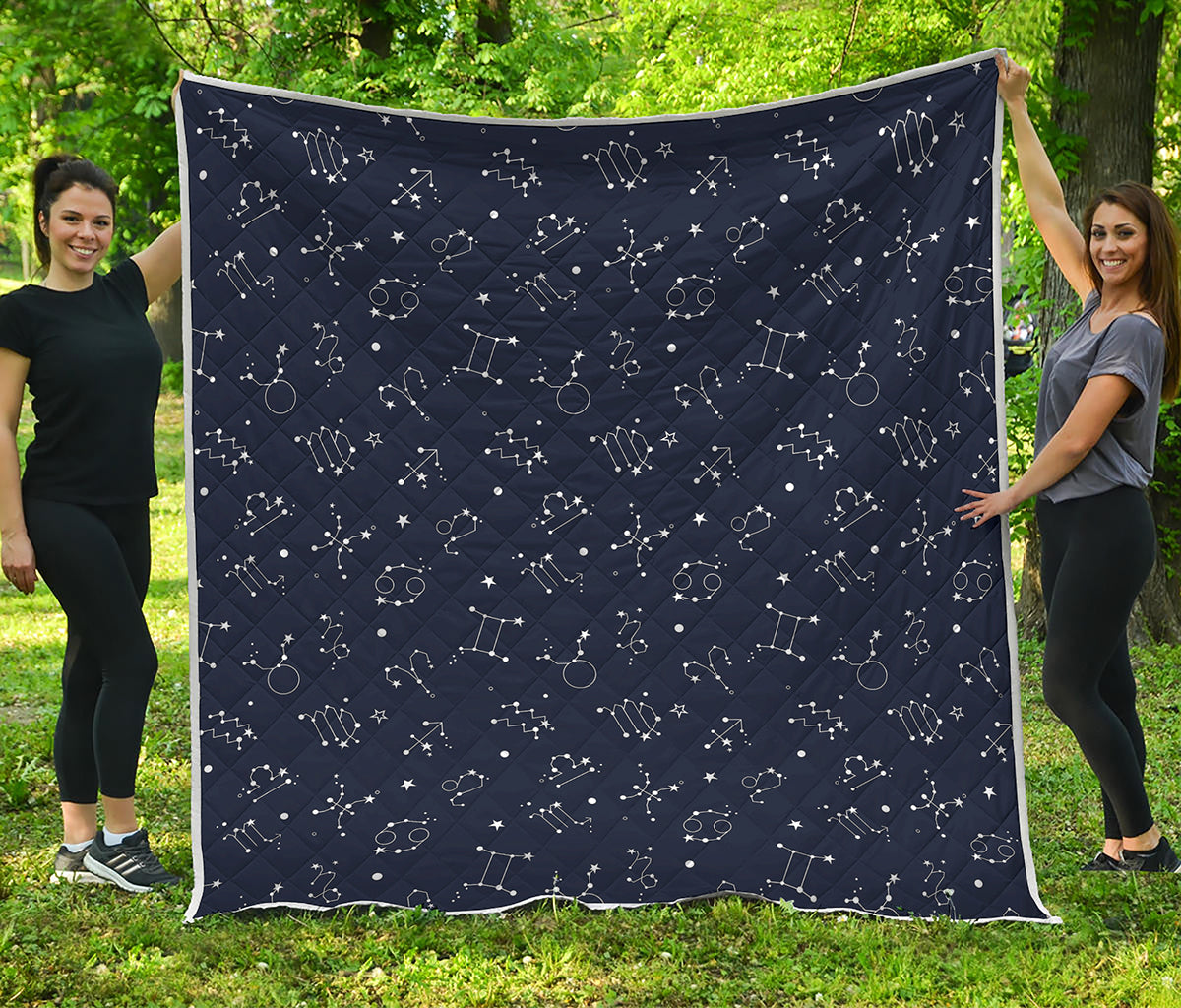 Zodiac Star Signs Pattern Print Quilt