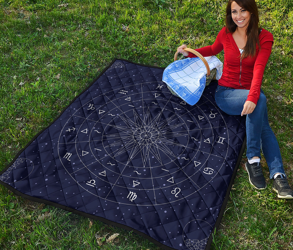 Zodiac Symbols Circle Print Quilt