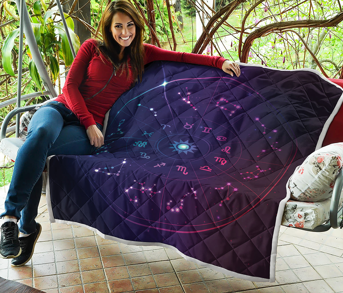 Zodiac Symbols Wheel Print Quilt