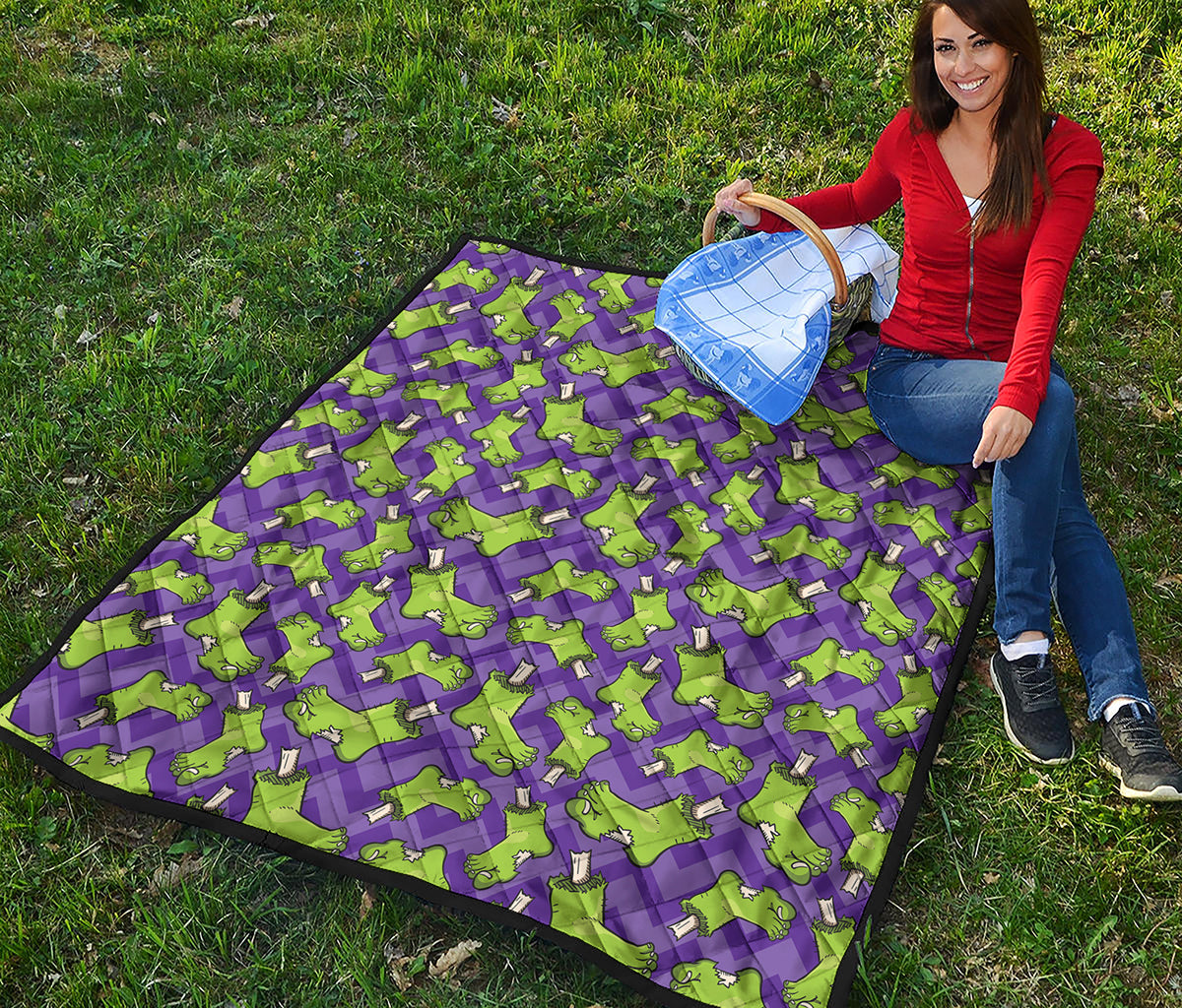 Zombie Foot Pattern Print Quilt